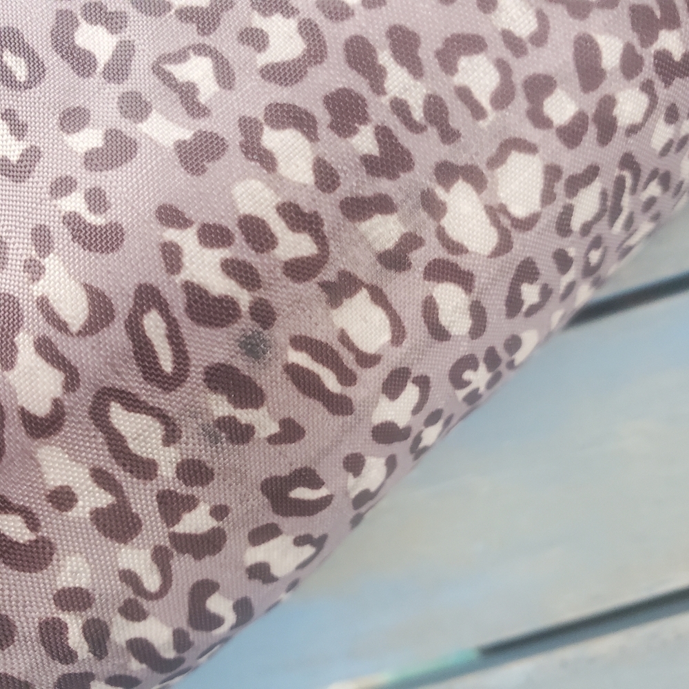 Lesportsac Rectangular Makeup Bag Leopard Print V… - image 8